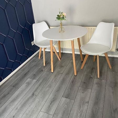 Cosy, Modern Apartment Wednesbury Exteriér fotografie