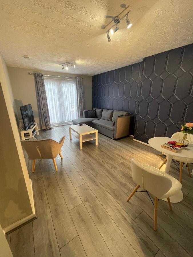 Cosy, Modern Apartment Wednesbury Exteriér fotografie